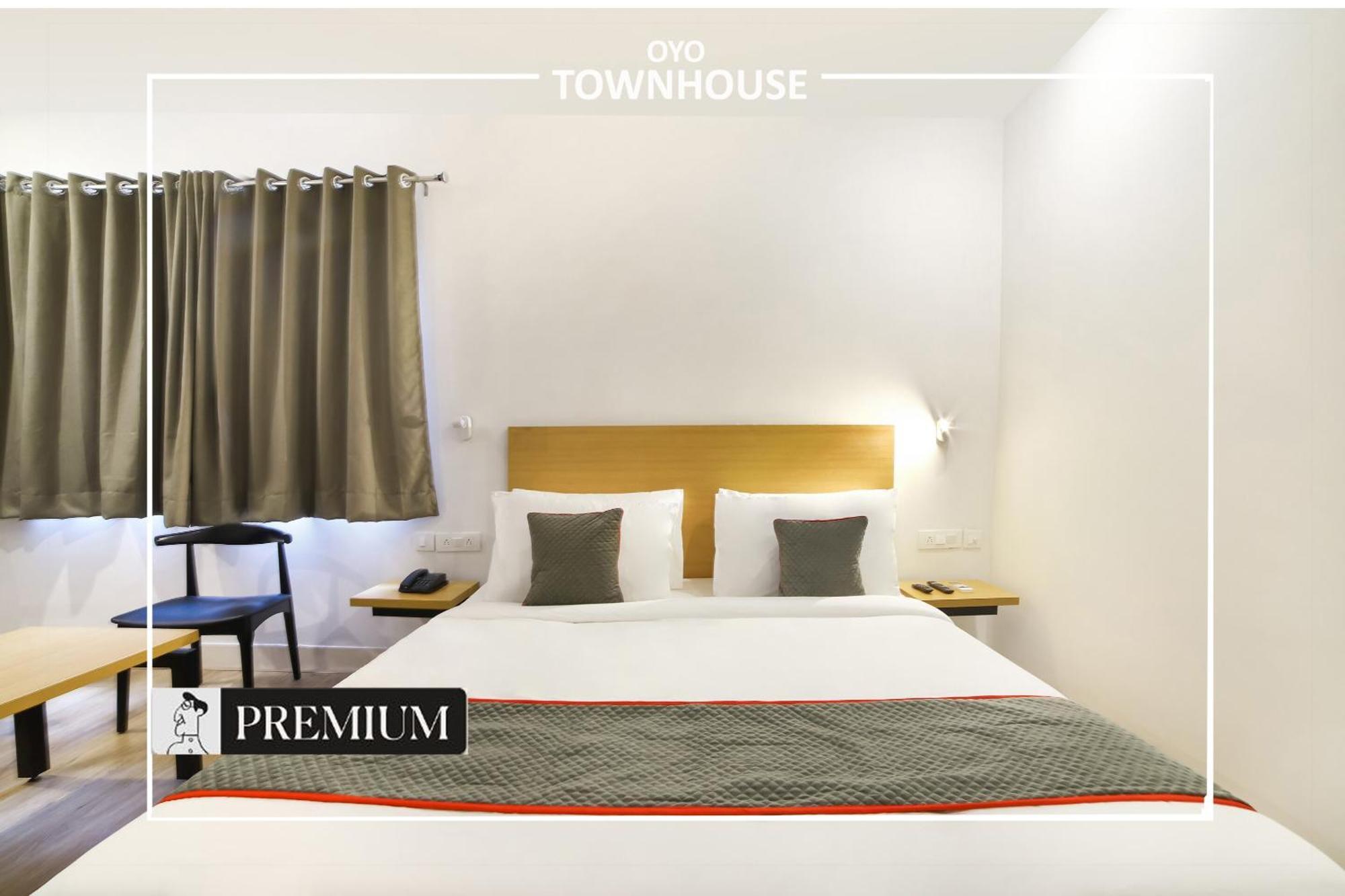 Oyo Townhouse 120 Shushant Lok Gurgaon Zewnętrze zdjęcie