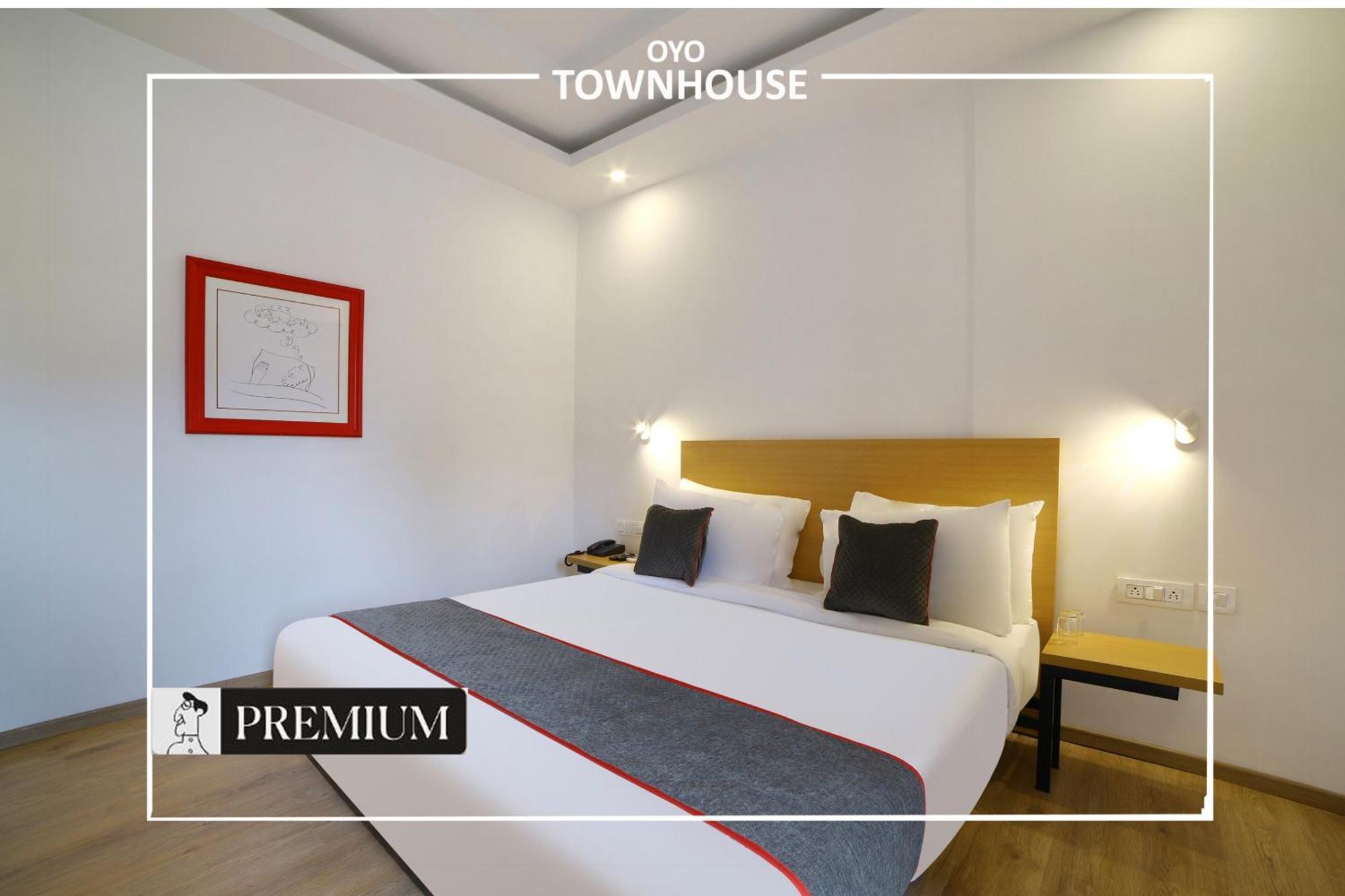 Oyo Townhouse 120 Shushant Lok Gurgaon Zewnętrze zdjęcie