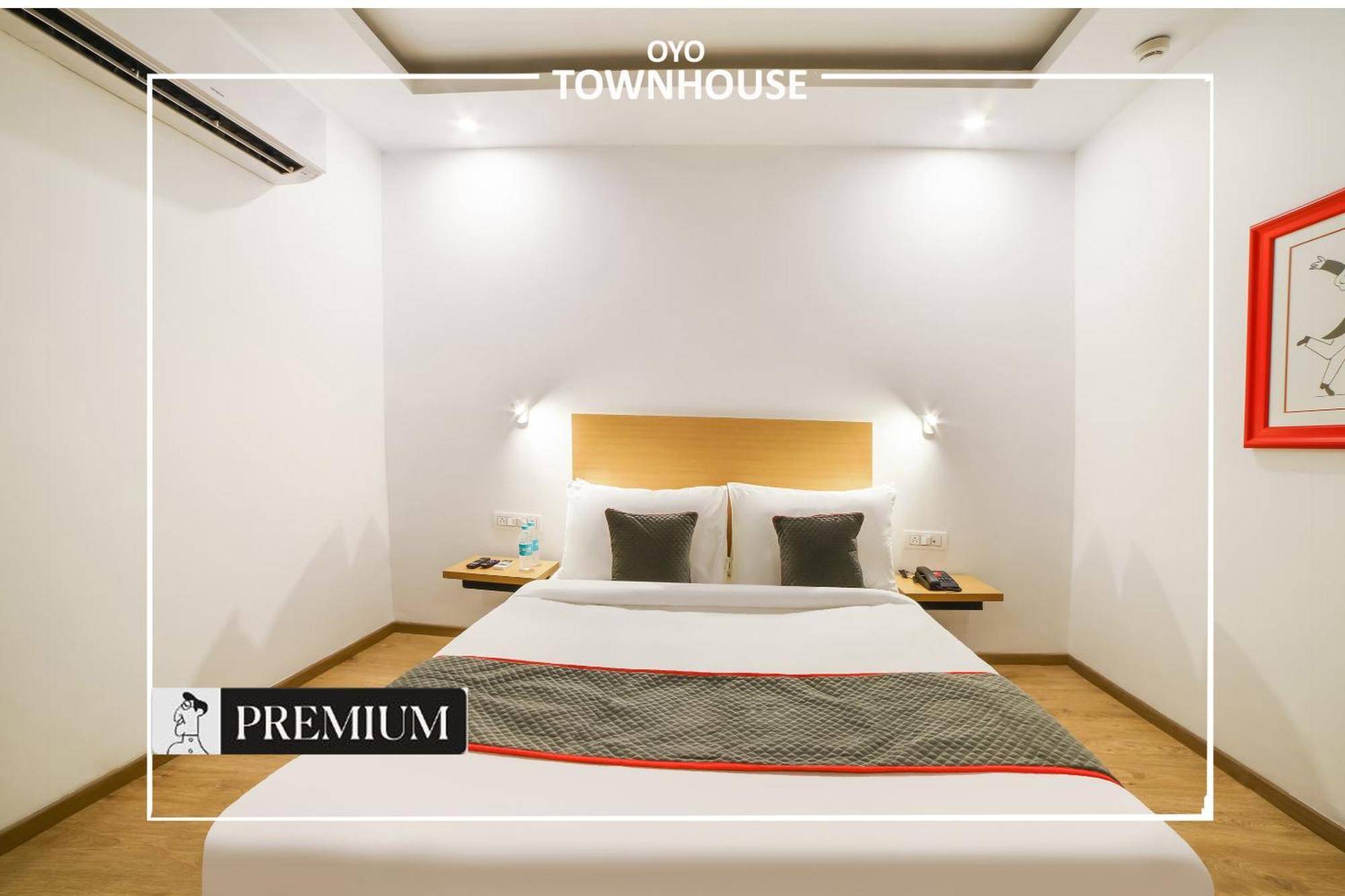 Oyo Townhouse 120 Shushant Lok Gurgaon Zewnętrze zdjęcie