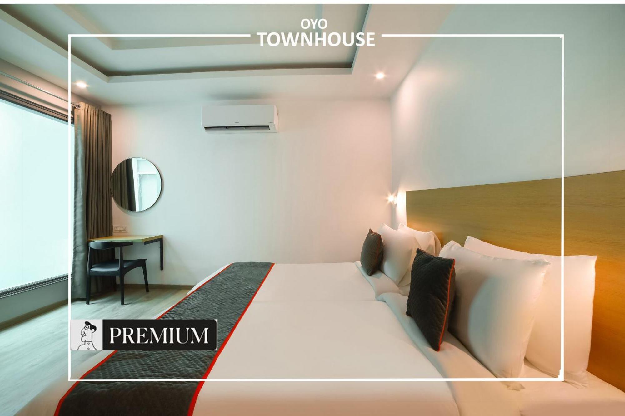 Oyo Townhouse 120 Shushant Lok Gurgaon Zewnętrze zdjęcie