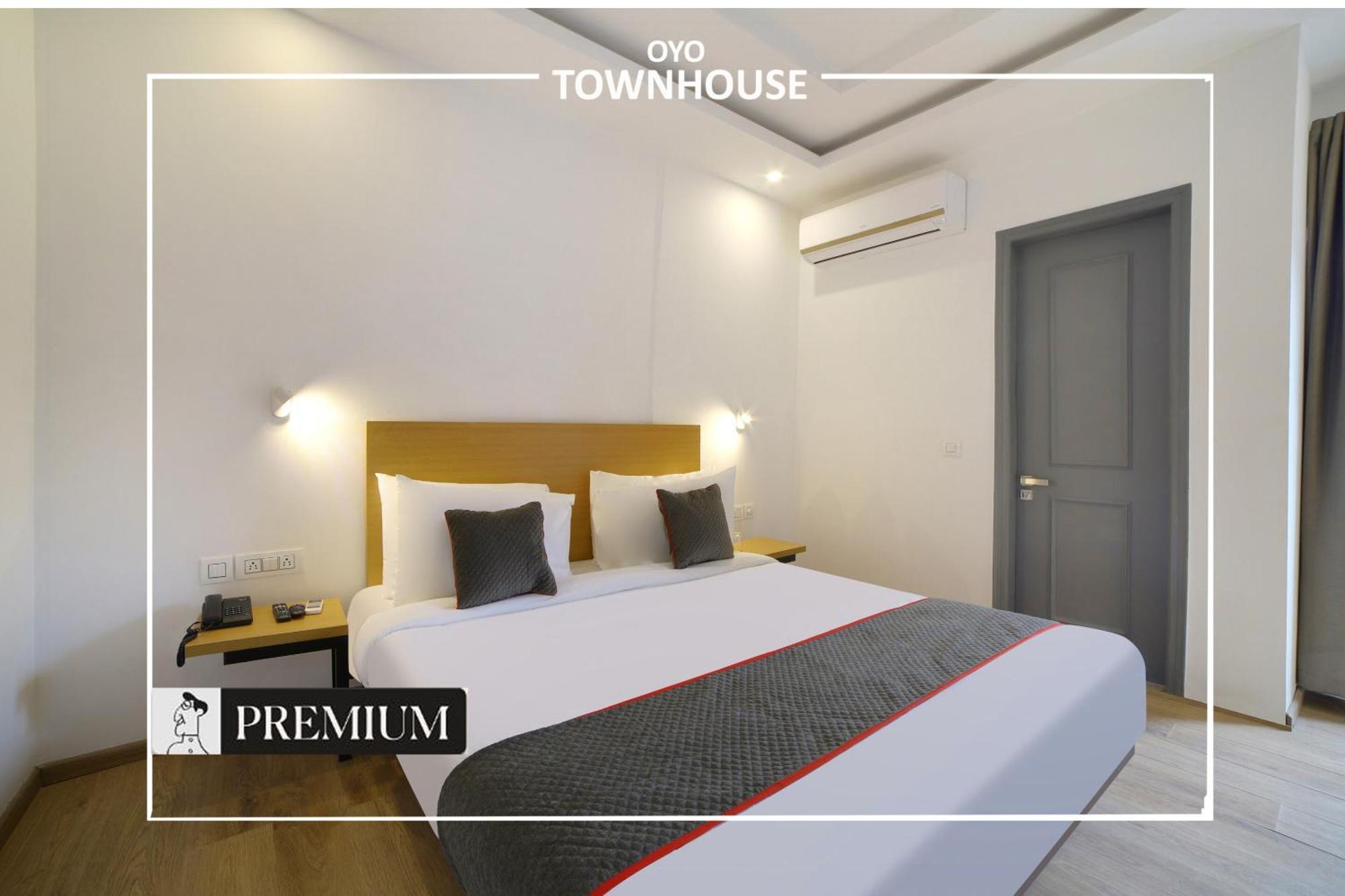 Oyo Townhouse 120 Shushant Lok Gurgaon Zewnętrze zdjęcie
