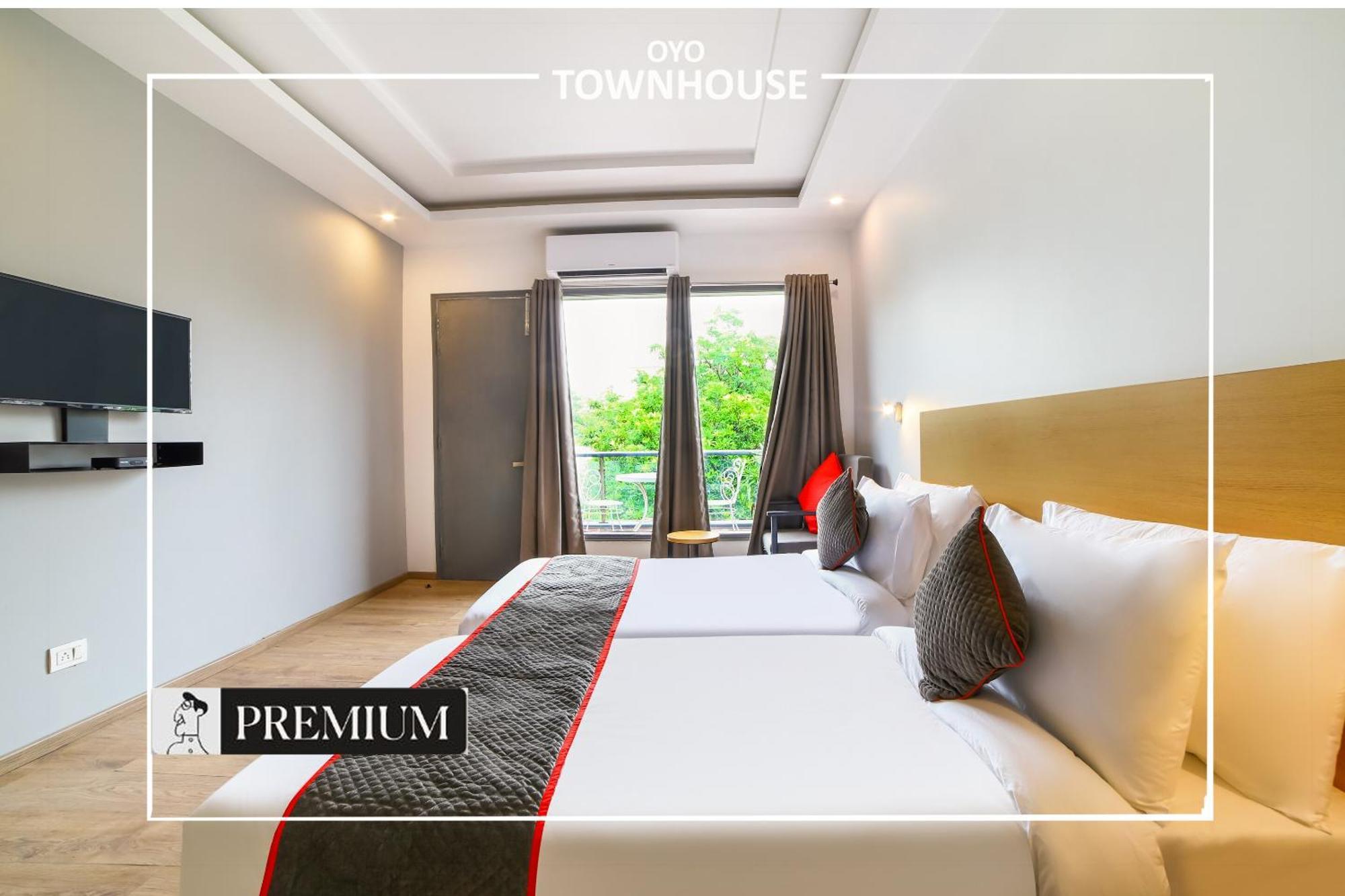 Oyo Townhouse 120 Shushant Lok Gurgaon Zewnętrze zdjęcie