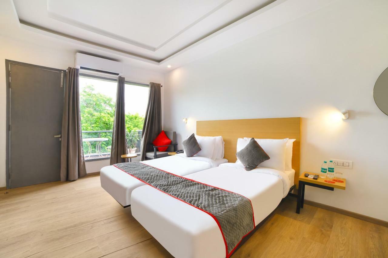 Oyo Townhouse 120 Shushant Lok Gurgaon Zewnętrze zdjęcie
